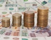 Размер минимальной заработной платы в Курской области для внебюджетного сектора экономики должен быть не ниже 7326 рублей