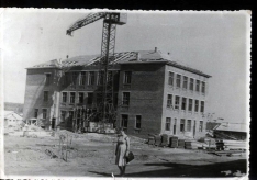 Строительство школы
